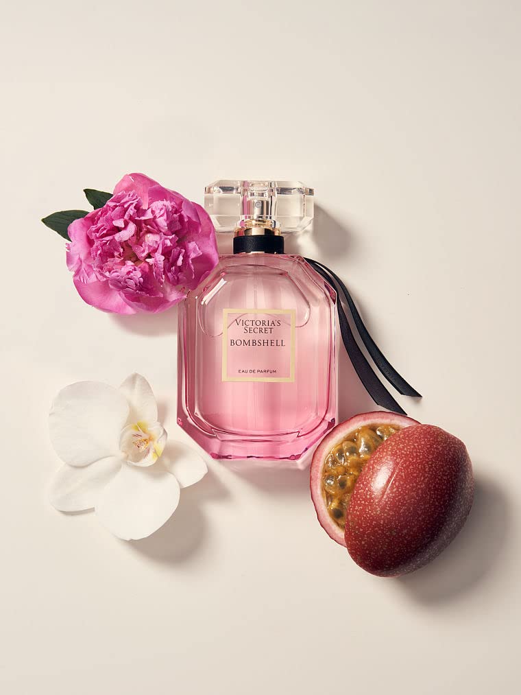 Victoria's Secret Bombshell Eau de Parfum bottle close-up