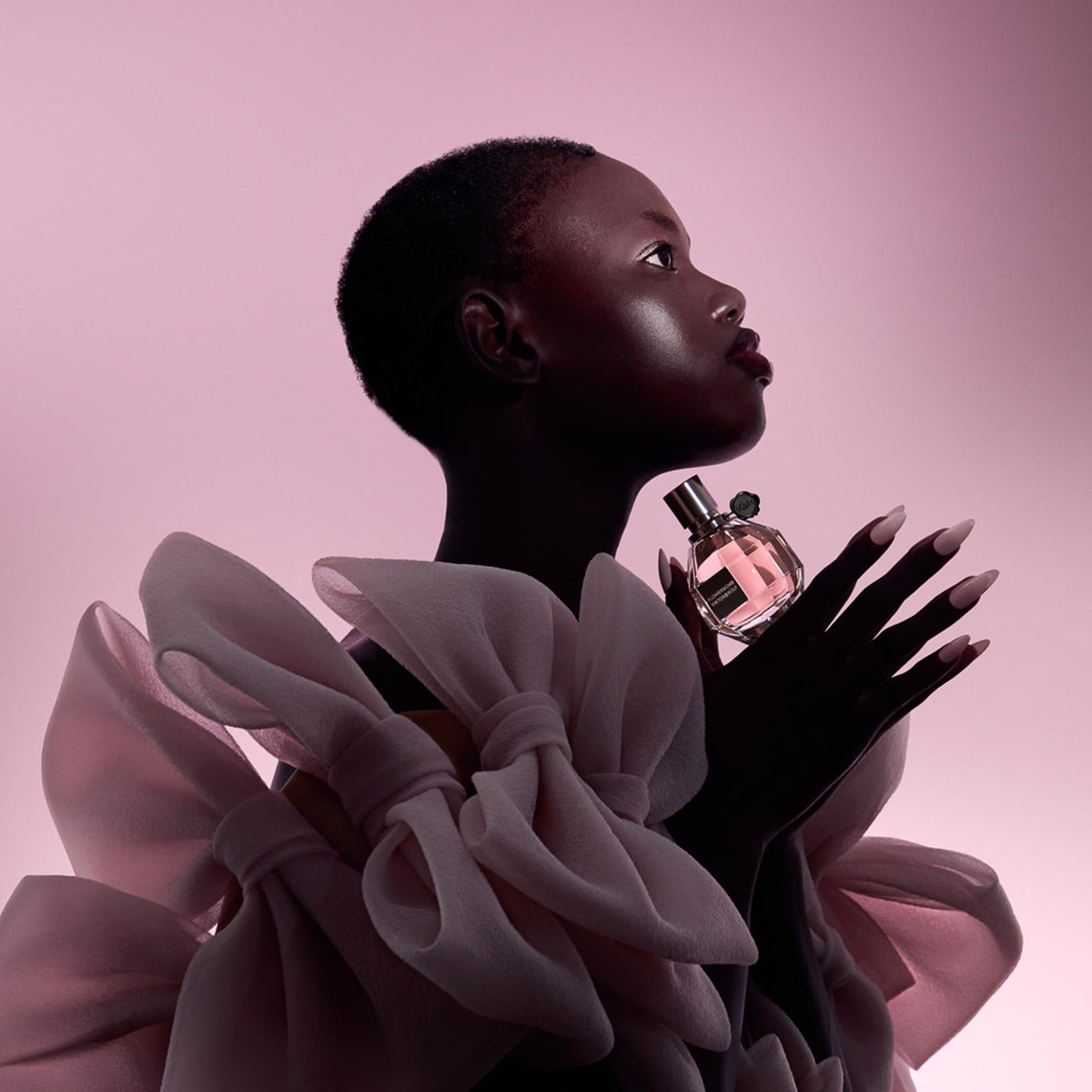 Viktor&Rolf Flowerbomb Eau de Parfum 1.7 oz with gift box