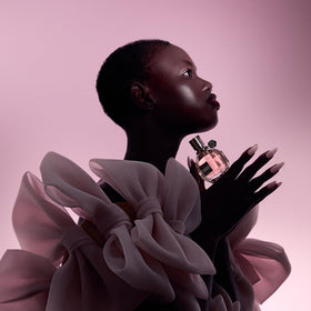Viktor&Rolf Flowerbomb Eau de Parfum 5 Fl Oz bottle on vanity