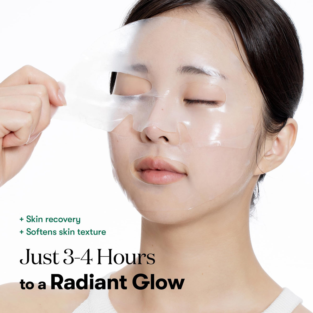 VT COSMETICS Pro Cica Hydrogel Mask application on a model