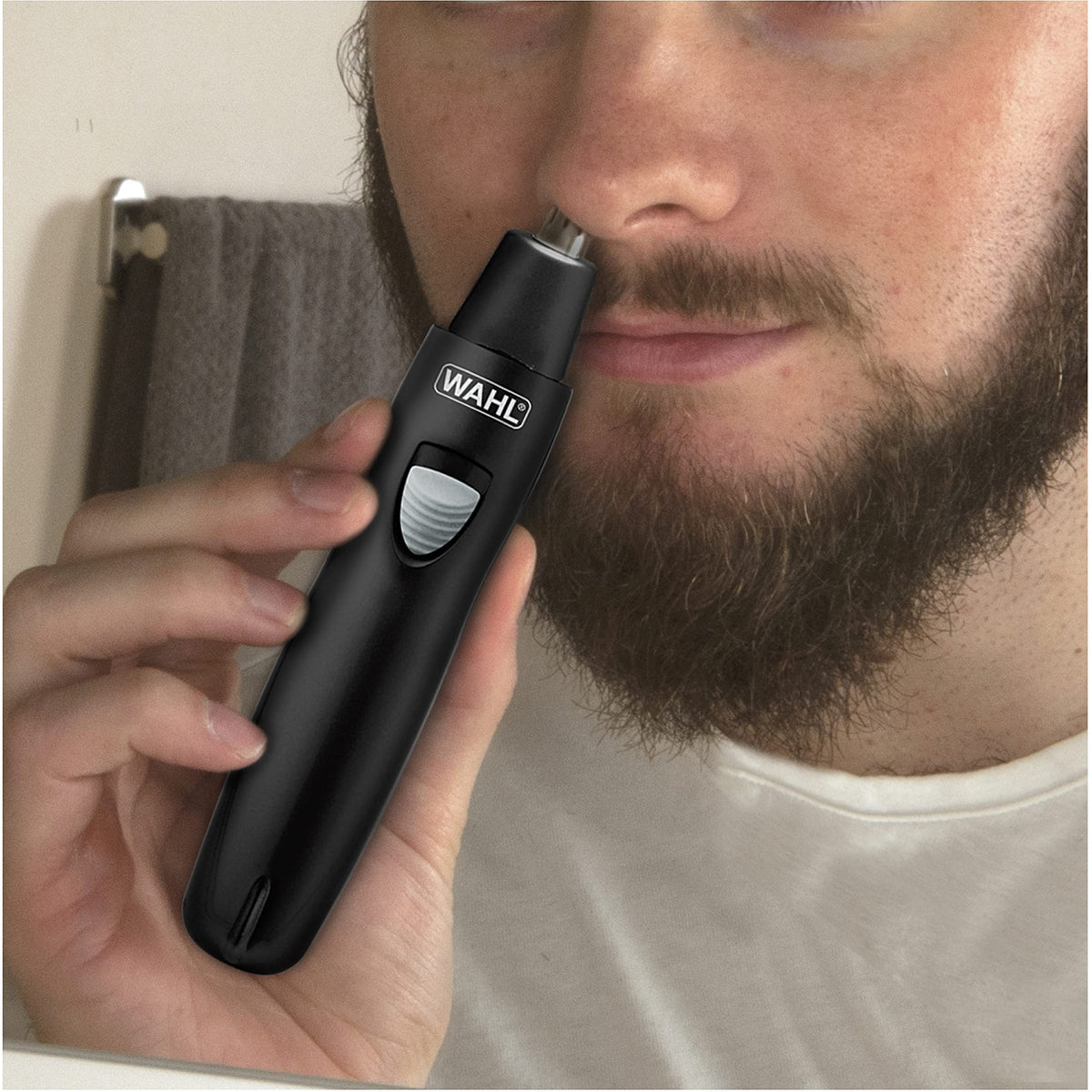 Wahl Groomsman Trimmer with charging cable