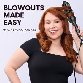 Wavytalk Thermal Brush Blowout support Grande in use for bouncy waves