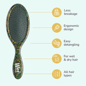 Wet Brush Original Detangler Elphaba in use on dry hair