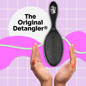 Wet Brush Original Detangler Hair Brush side view showing flexible bristles
