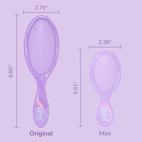 Wet Brush Original Detangler in use on wet hair