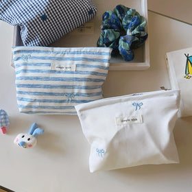 Wudygirl Makeup Bag open showing interior storage