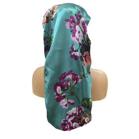 Wzl Wlg satin bonnets arranged in a gift box