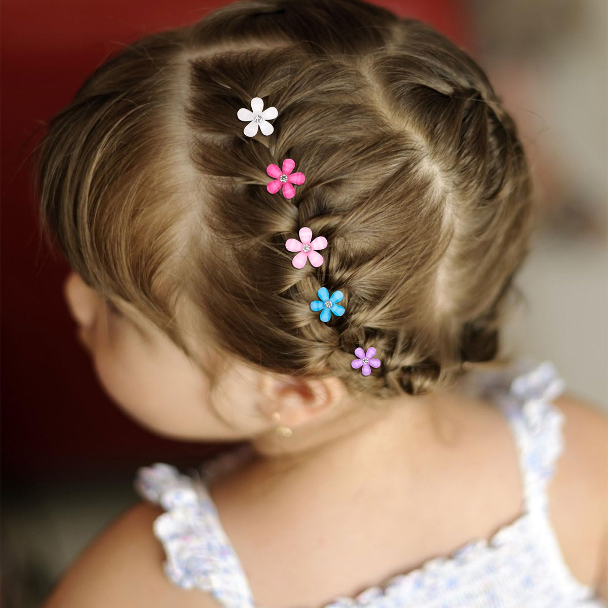 YISSION hair clips arranged in a stylish display
