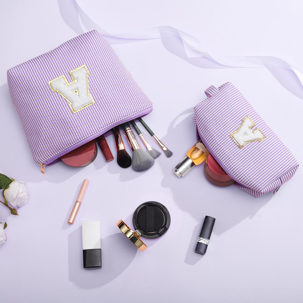 YOOLIFE Travel Makeup Bag dimensions displayed on a flat surface